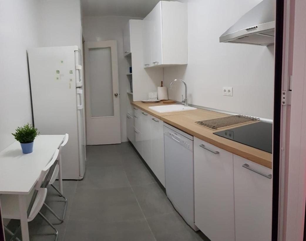 Moderno Apartamento Sin Piscina Torremolinos Exterior foto